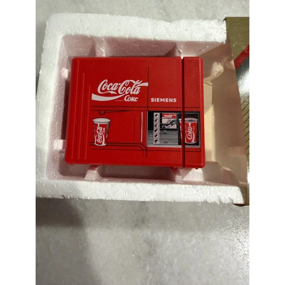 Vintage Coca-Cola Siemens Quartz Travel Alarm Clock Red Made in Germany Boxed
